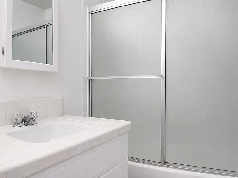 15120 Victory, LLC — Photo 9