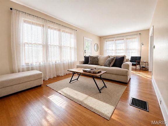 2nd image of 2320 Sanford Ave