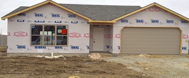 1st image of 319 Weston Dr