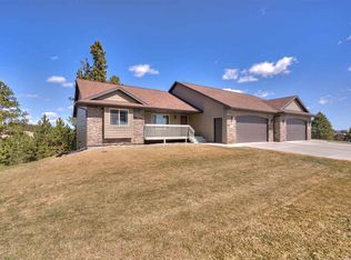 6544 Muirfield Dr, Rapid City, SD 57702