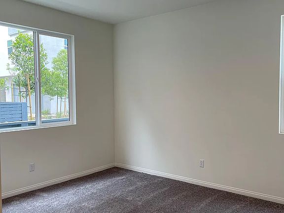 4th image of 2104 Lacy Crossing Dr