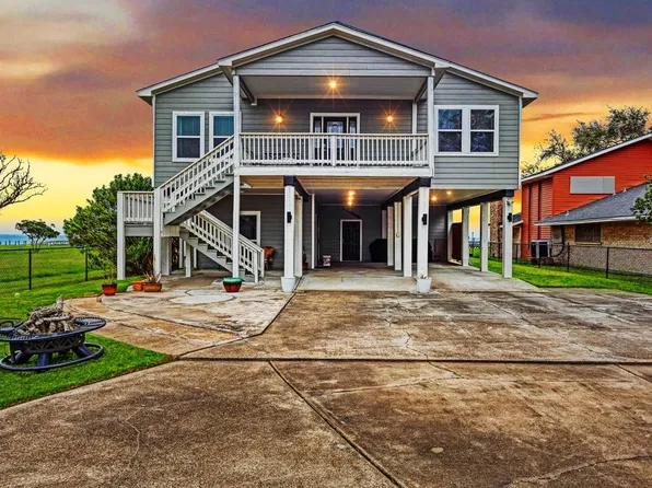 2534 Cliff Dr, San Leon, TX 77539