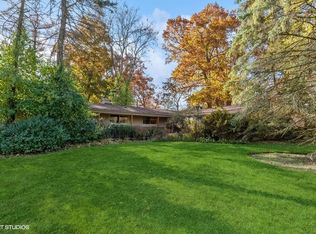 39 Oxford Dr, Lincolnshire, IL
