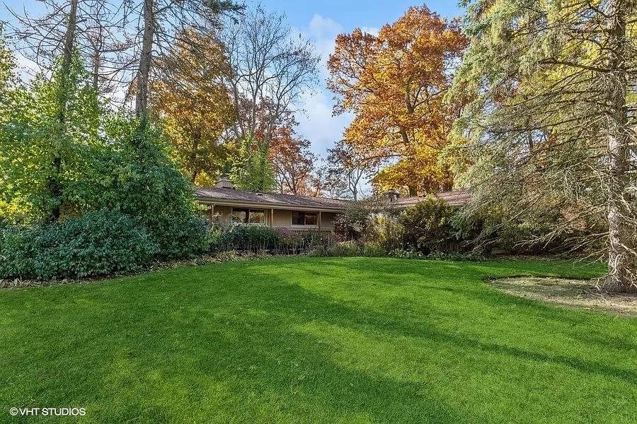 39 Oxford Dr photo 1