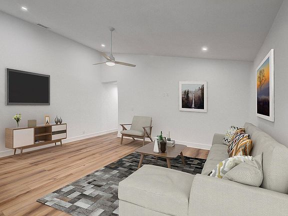 3rd image of 230 Avenue L