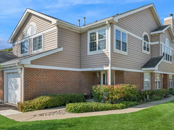 715 W Happfield Dr, Arlington Heights, IL 60004