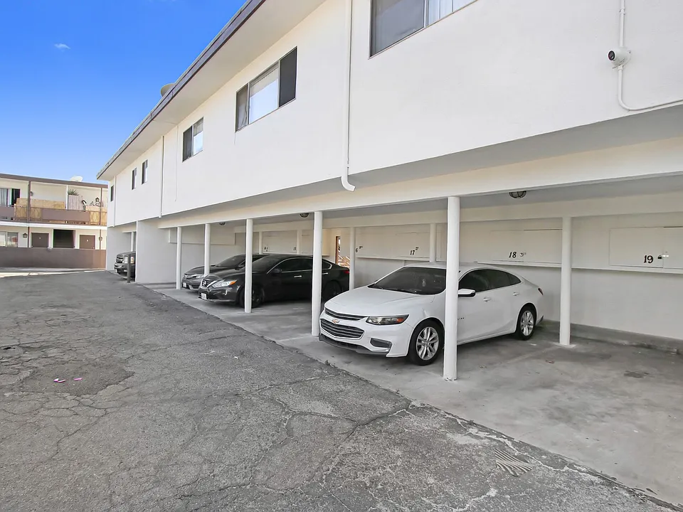 Ridgeview Apartments