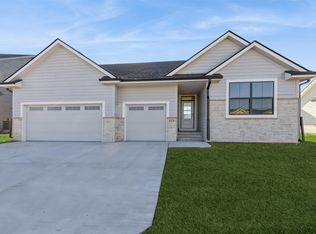 513 NE 58th St, Ankeny, IA 50021