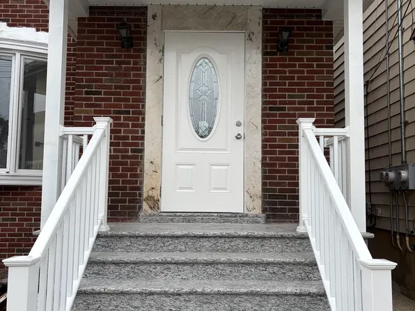 745 Hamilton St Floor 2, Harrison, NJ 07029