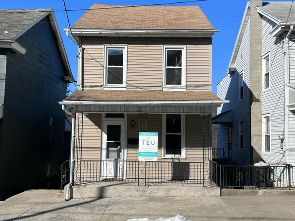 1227 Pulaski Ave, Coal Township, PA 17866