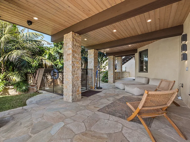 2260 El Amigo Rd — Photo 41