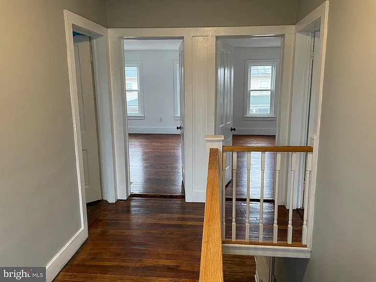 318 Highland Ave — Photo 14
