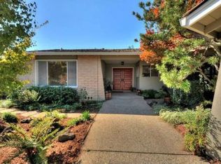 410 Hacienda Ct, Los Altos, CA
