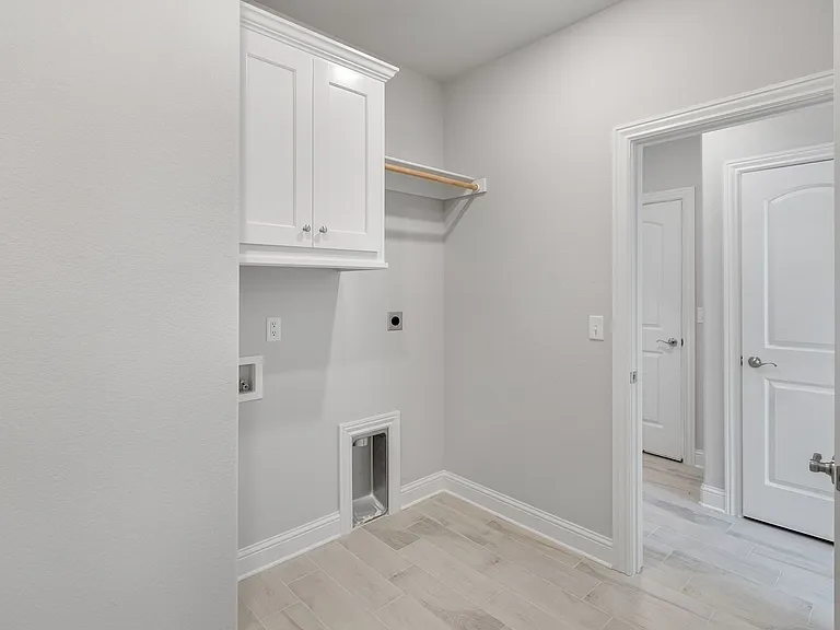 500 Piper Ln — Photo 22
