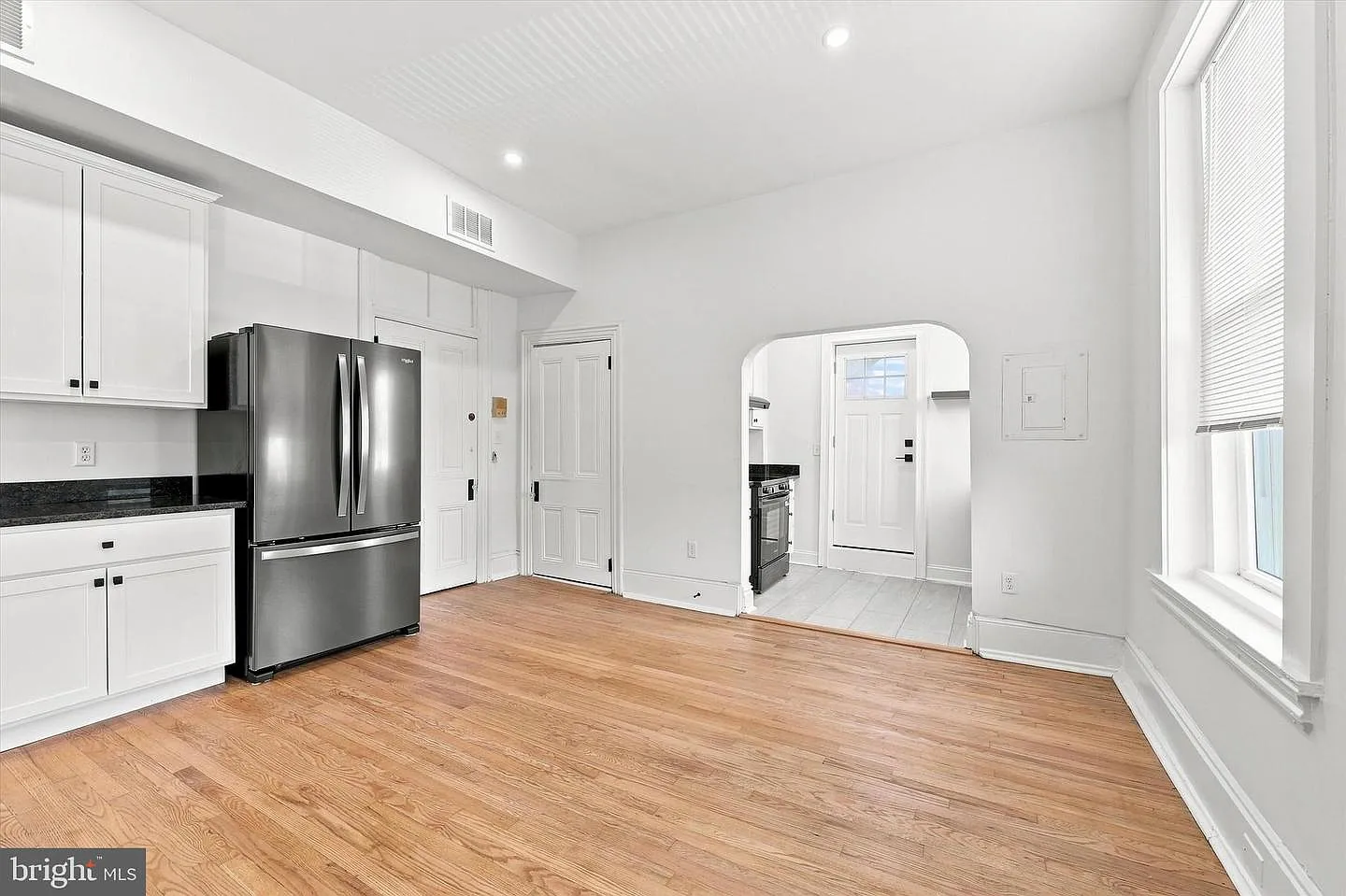 1 bed, 1.0 bath, $1,895 — Photo 3