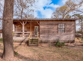 152 Town And Country Dr, Huntsville, TX 77320