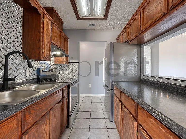 5011 Jason Dr — Photo 16