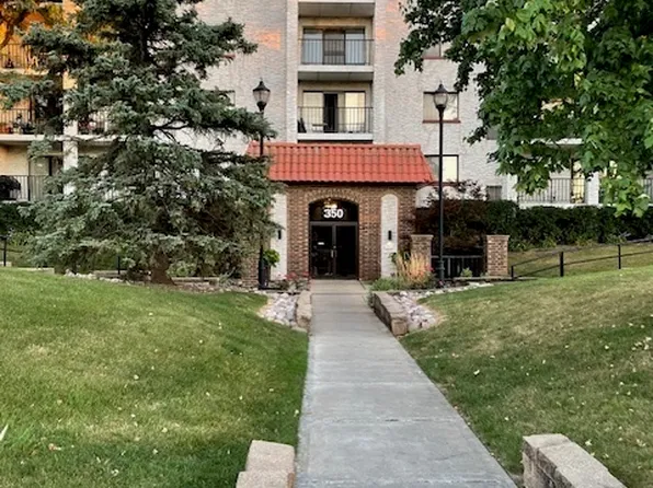 350 Plum Creek Dr APT 107, Wheeling, IL 60090