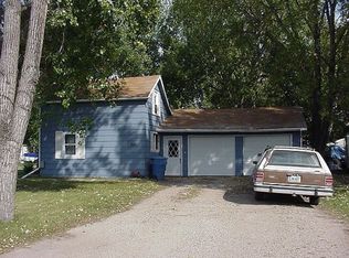 201 Seebart St, Emerado, ND 58228