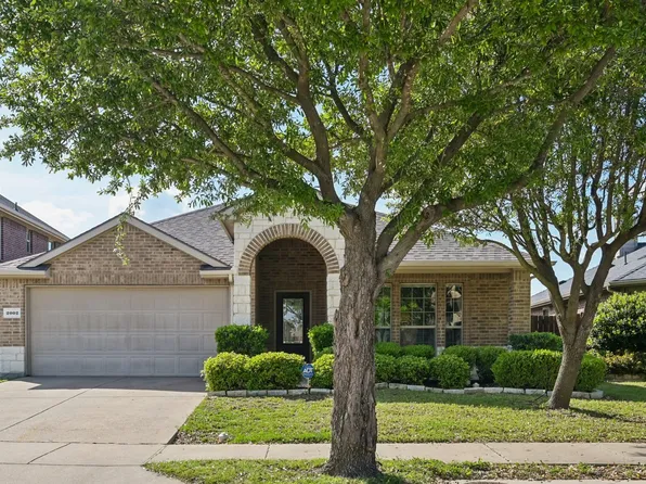 2002 Carriage Rd, Heartland, TX 75126