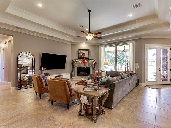 Wonderful size family room with all the connections for a flat screen and surround sound.