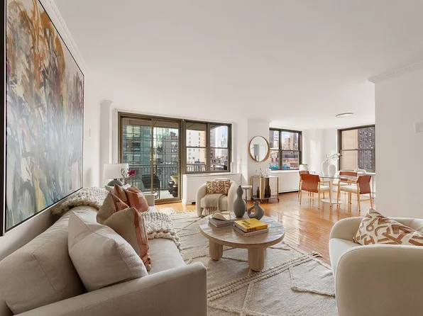 301 E 79th St APT 8A, New York, NY 10075