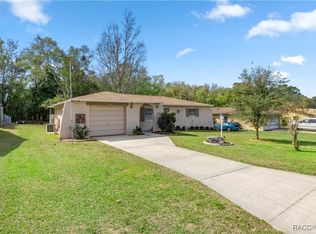 16 New Florida Ave, Beverly Hills, FL 34465