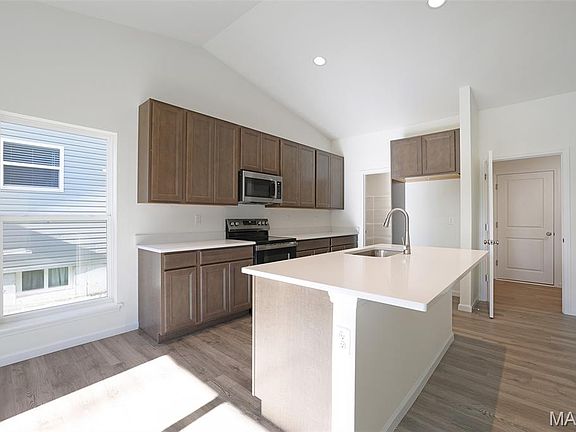 7th image of this home