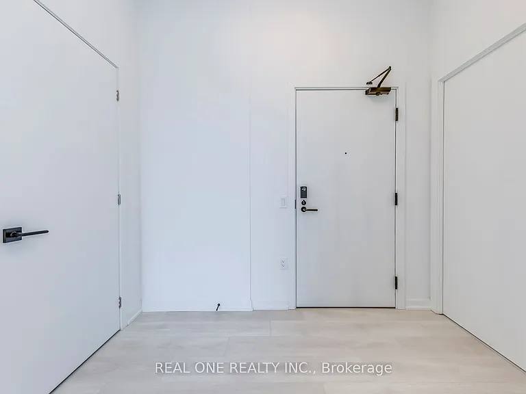 1285 Dupont St #603 — Photo 2