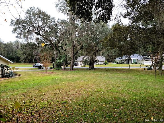 2nd image of 2916 N Chandler Dr