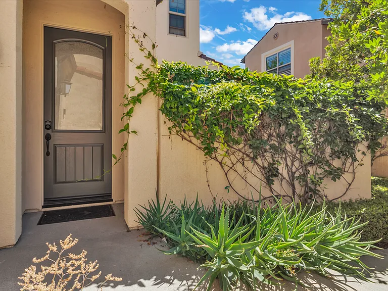 71 Tallowood — Photo 4