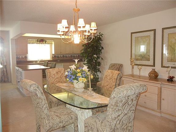 4th image of 100 Bluff View Dr APT 214C