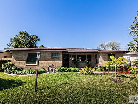 3rd image of 515 Calle Retama #27