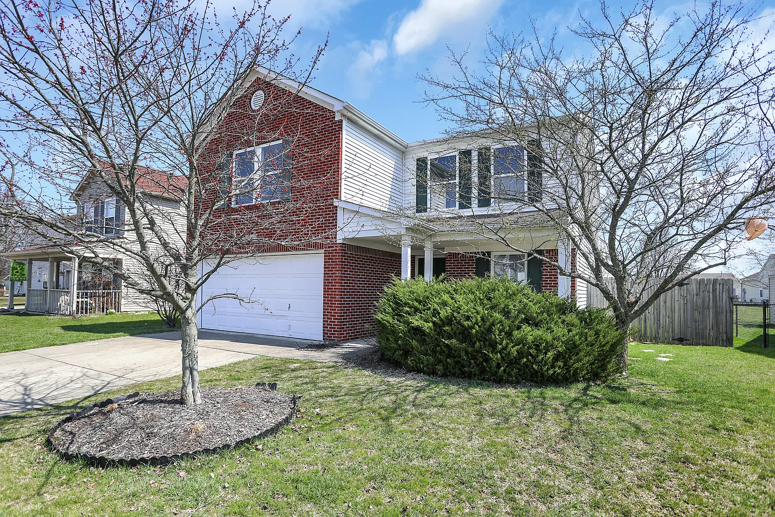947 Rosemary Cir photo 1