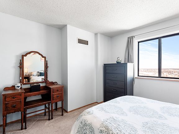 2nd image of 78 10th St E Unit 3203