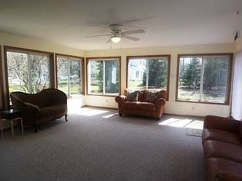 4th image of 26775 Elmwood Dr