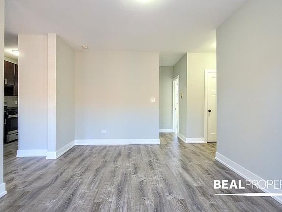 5th image of 622 W Cornelia Ave #_n2