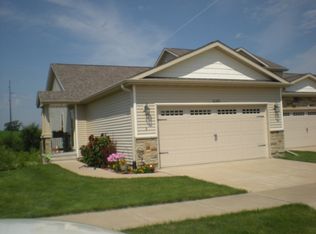 6140 Deere Creek Ln #A, Davenport, IA