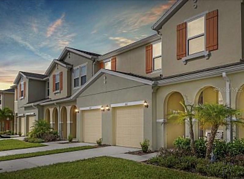 1st image of 5121 Crown Haven Dr