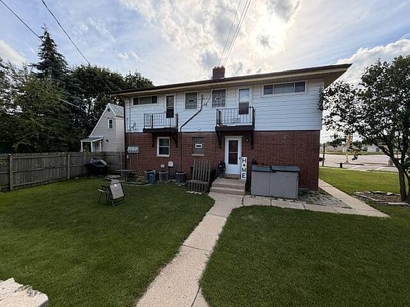 2nd image of 444 S 76th STREET