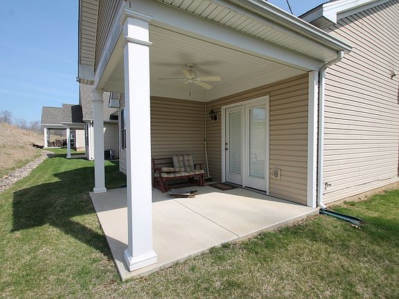 2nd image of 1028 Coronet Ln