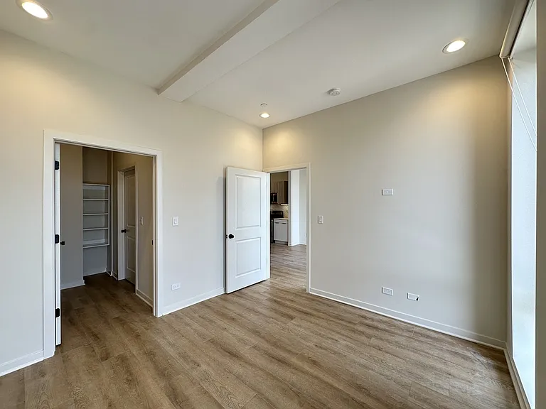 6340 W Belmont Ave #302 — Photo 16