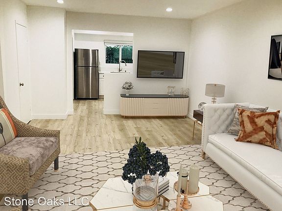 2nd image of 511 Magnolia St APT 3