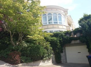 1220 Warren Ave N, Seattle, WA 98109