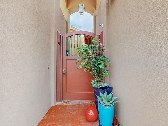 4th image of 4400 Red Tail Ct NW