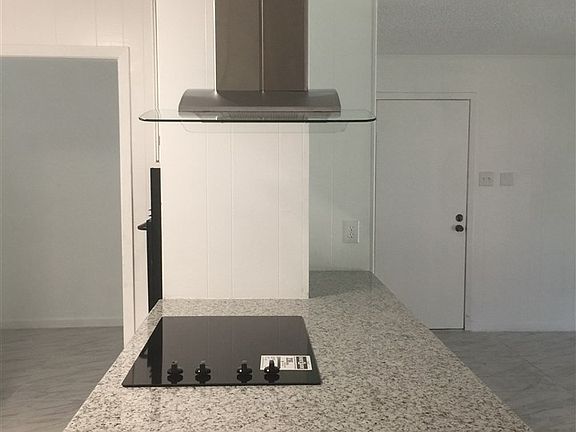 5th image of 5517 Tennyson Dr