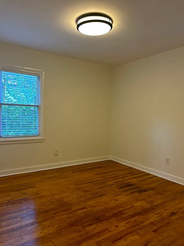 3 bed, 1950 sqft, $1,495 — Photo 4