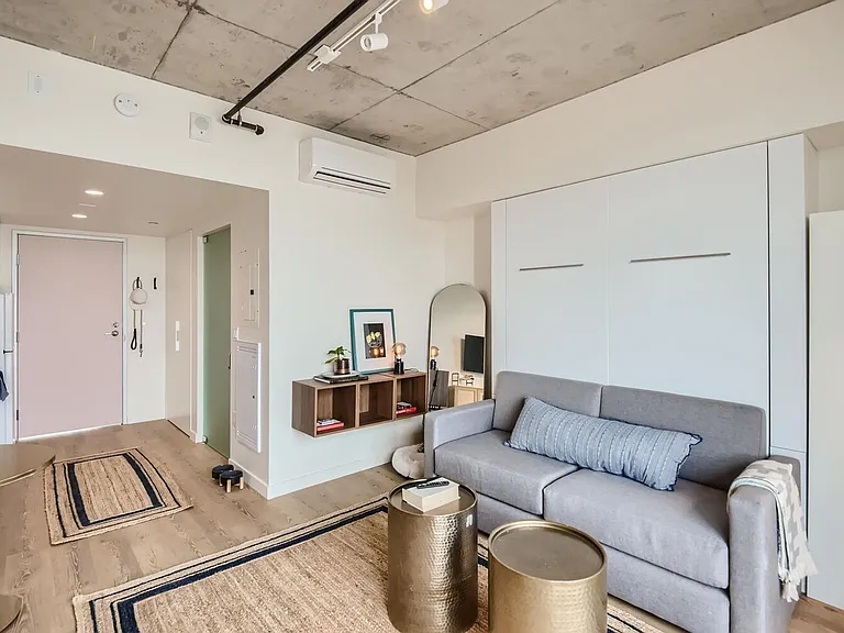 Sasan Lofts — Photo 45