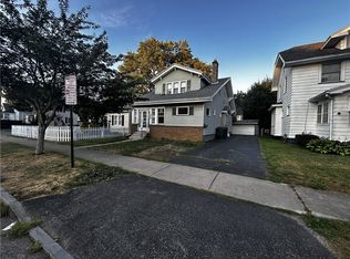 850 Glide St, Rochester, NY 14606