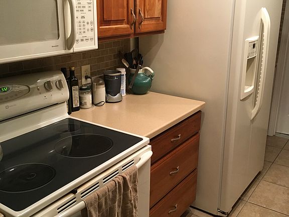 4th image of 3709 NE 16th Pl